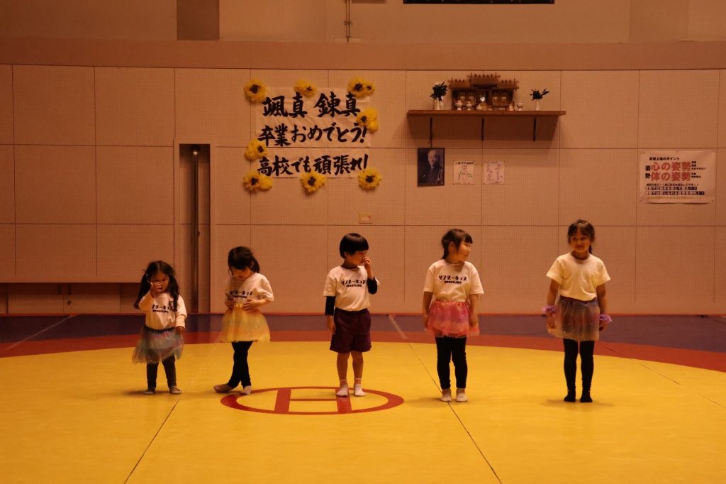 img_7086-1-1024x682 卒業生を送る会